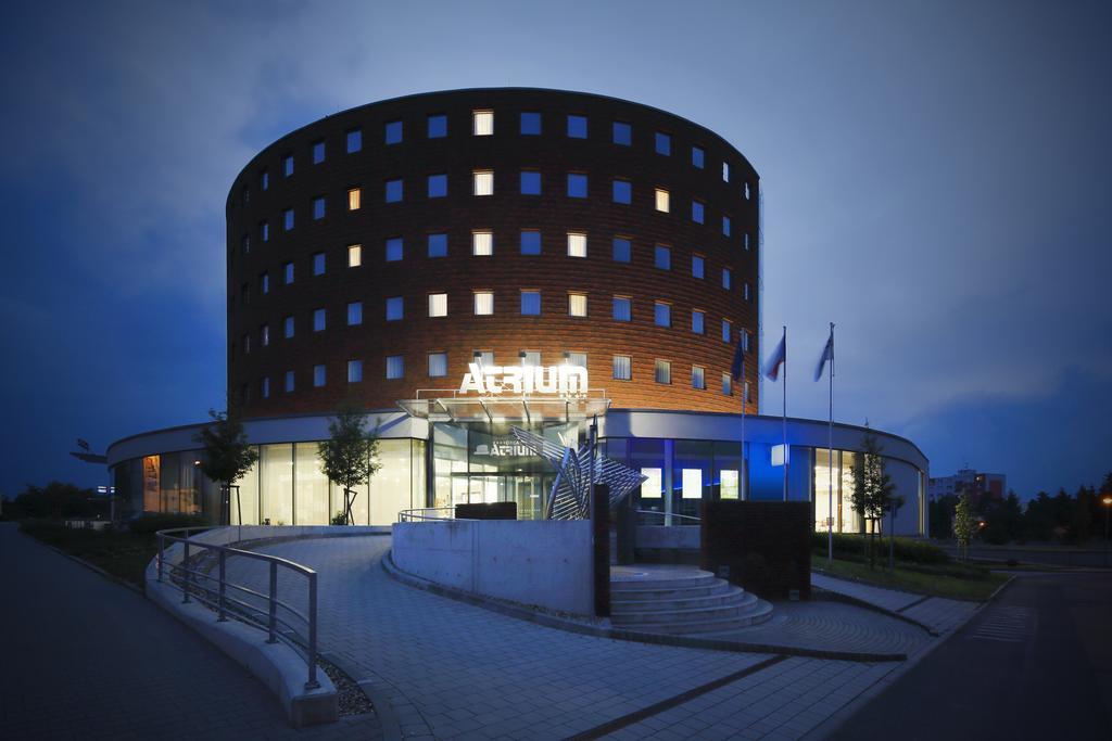 Orea Hotel Atrium โอโตรโกวิตเซ ภายนอก รูปภาพ
