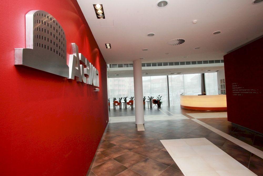 Orea Hotel Atrium โอโตรโกวิตเซ ภายนอก รูปภาพ